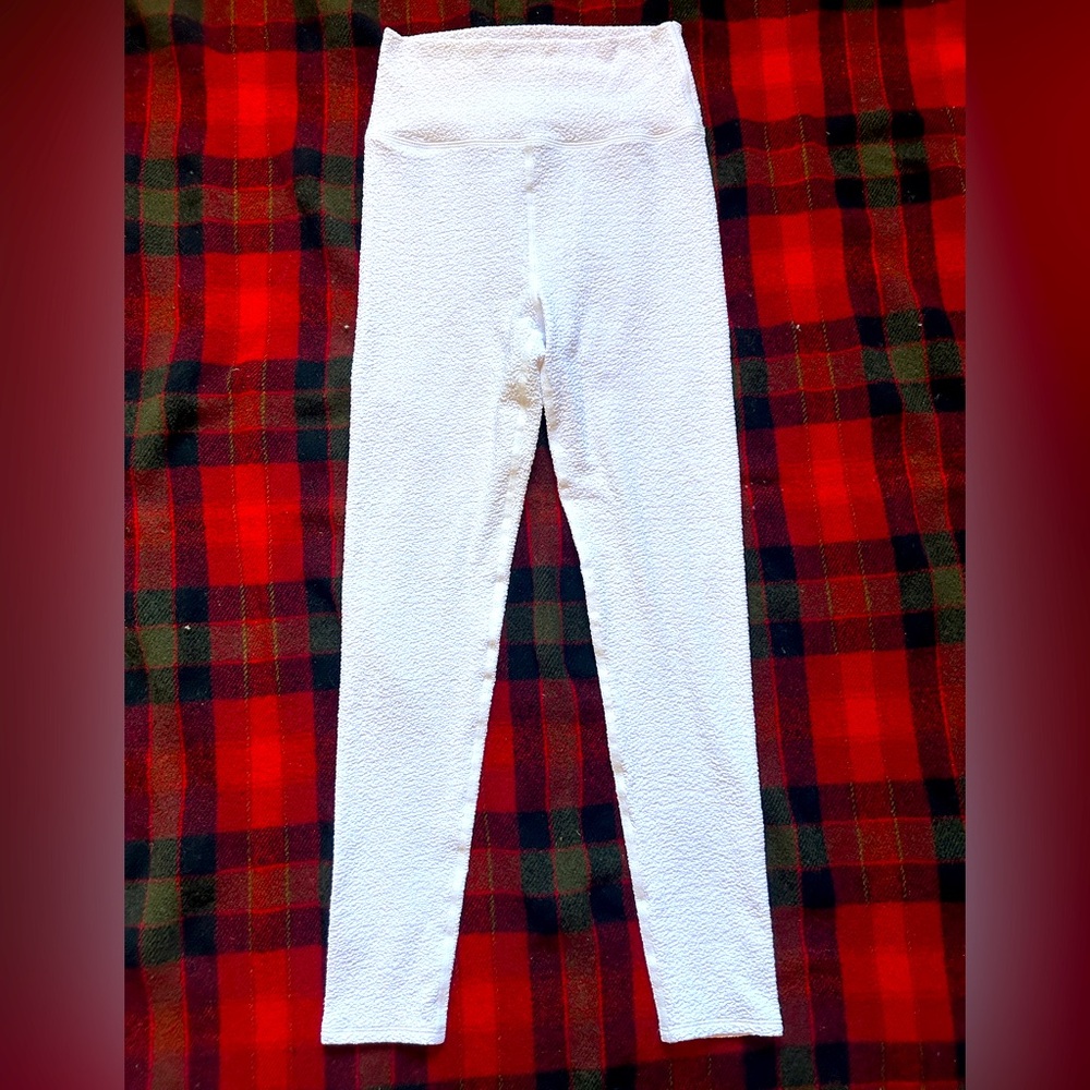 NWT Women’s Ona Malibu crinkle legging white sz medium